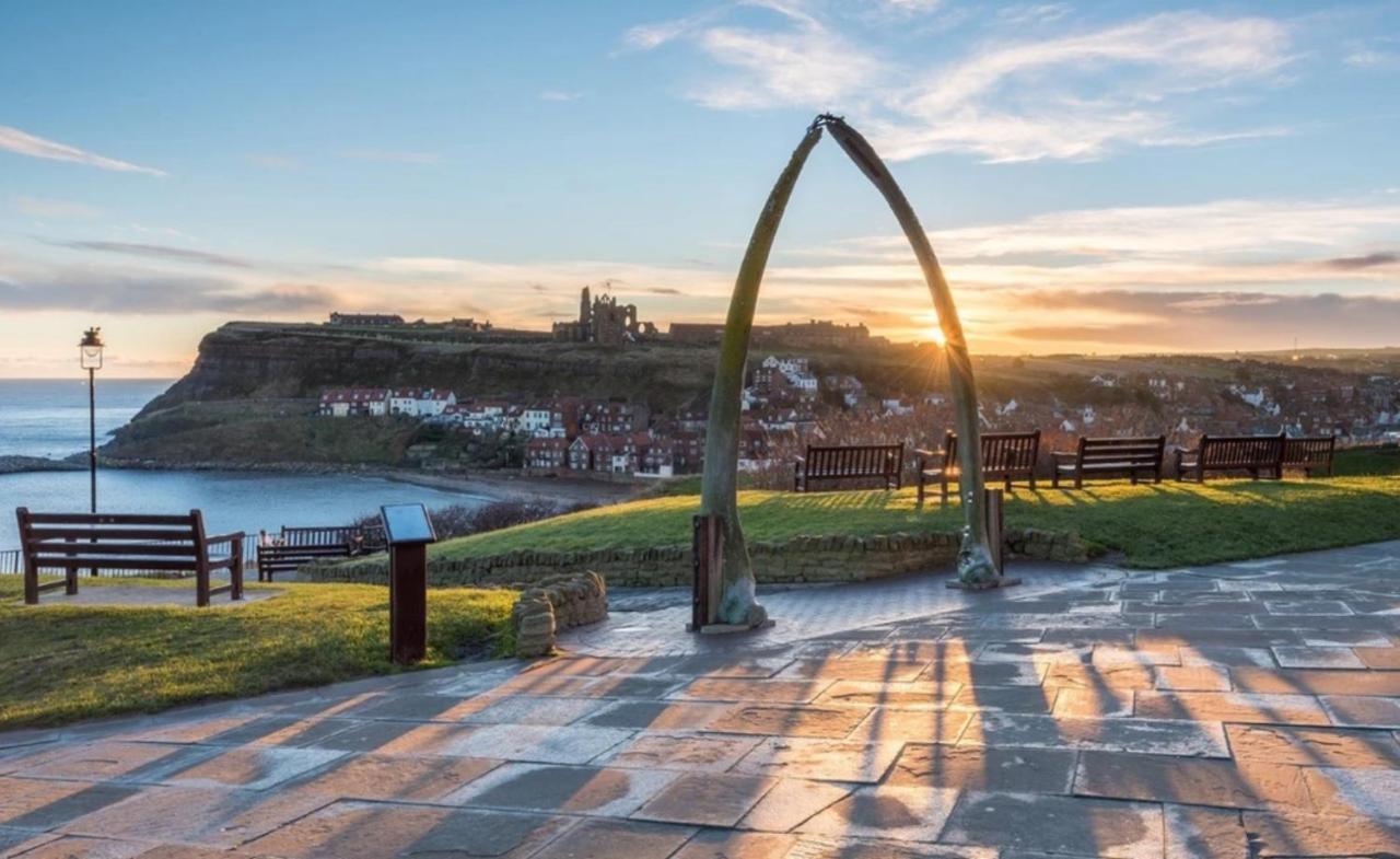 Stowaways Loft Lägenhet Whitby Exteriör bild